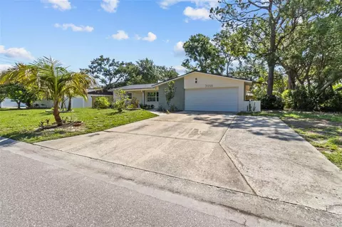 5998 8th St S, Saint Petersburg, FL 33705