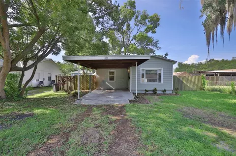 1303 E Cherry St, Plant City, FL 33563