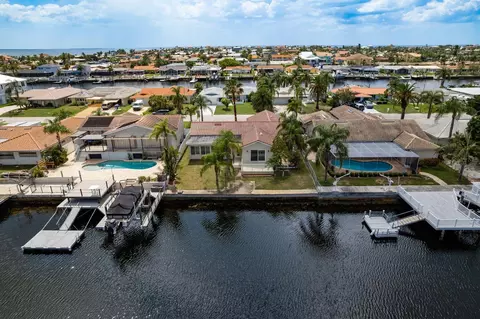 5008 Glenn Dr, New Port Richey, FL 34652