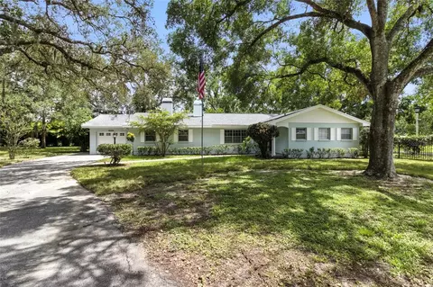 2510 Lake Ellen Dr, Tampa, FL 33618