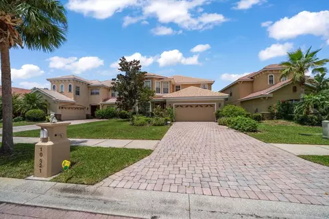 10921 Cory Lake Dr, Tampa, FL 33647
