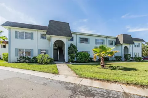 387 S Mcmullen Booth Rd #16, Clearwater, FL 33759