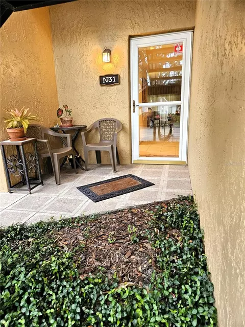 3810 N Oak Dr #N31, Tampa, FL 33611