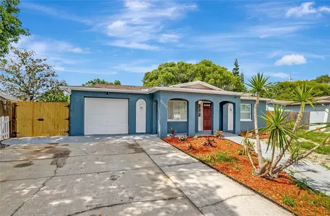 8033 Norwich Dr, Port Richey, FL 34668