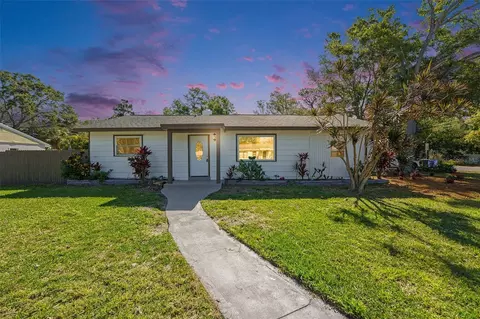 1601 Paloma Ln, Dunedin, FL 34698