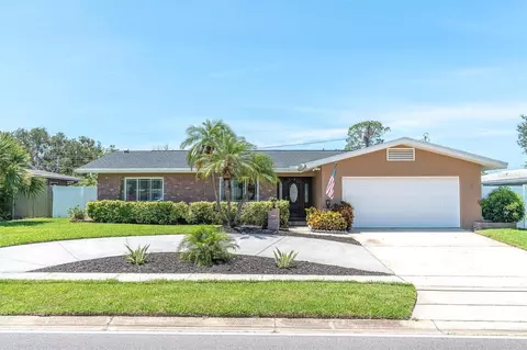 14060 102nd Ave, Largo, FL 33774