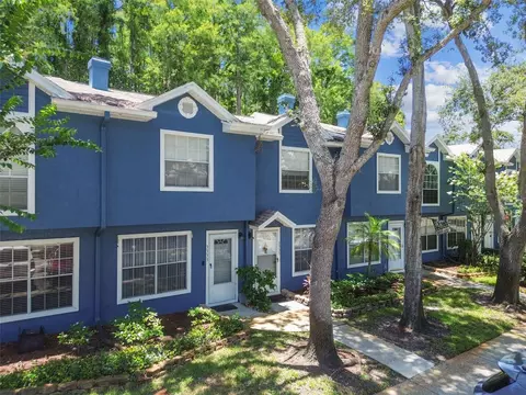 3335 Fox Hunt Dr, Palm Harbor, FL 34683