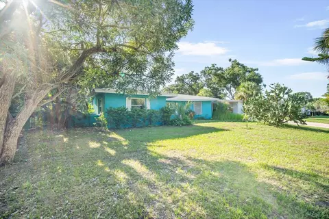 1910 Sylvester Ct, Lakeland, FL 33803