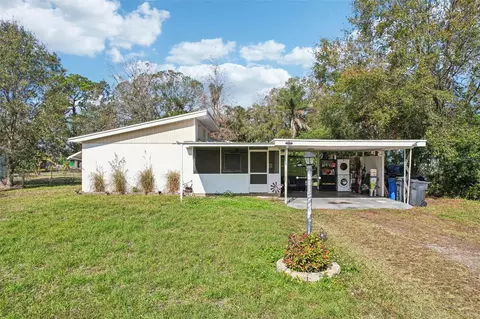 309 4th Ave SW, Ruskin, FL 33570