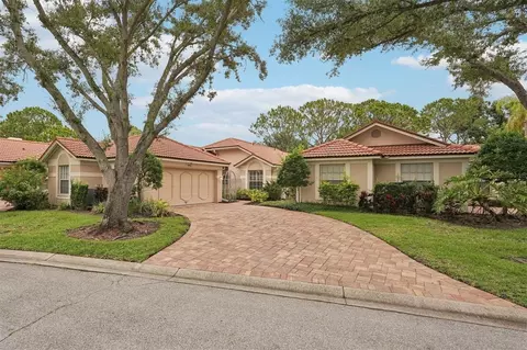 3854 Lyndhurst Ct, Sarasota, FL 34235