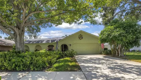 11250 Tradewinds Blvd, Largo, FL 33773