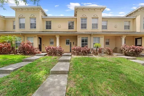 10947 Brickside Ct, Riverview, FL 33579 photo 1
