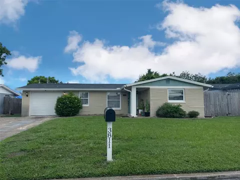 3811 Elmwood Dr, Holiday, FL 34691