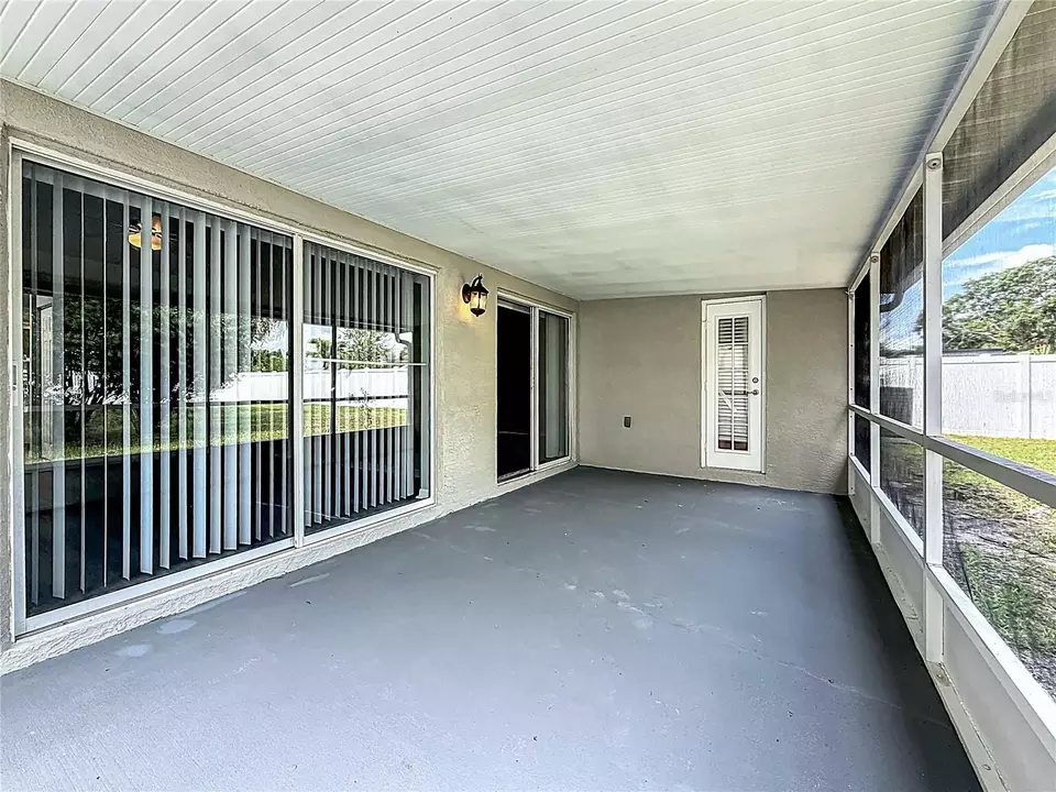 Exterior - 11227 Thicket Ct, Tampa, FL 33624 photo 12 of 21