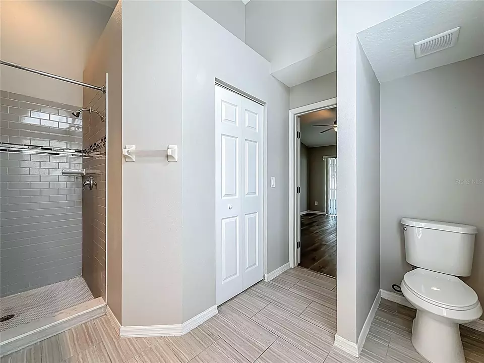 Bath - 11227 Thicket Ct, Tampa, FL 33624 photo 8 of 8