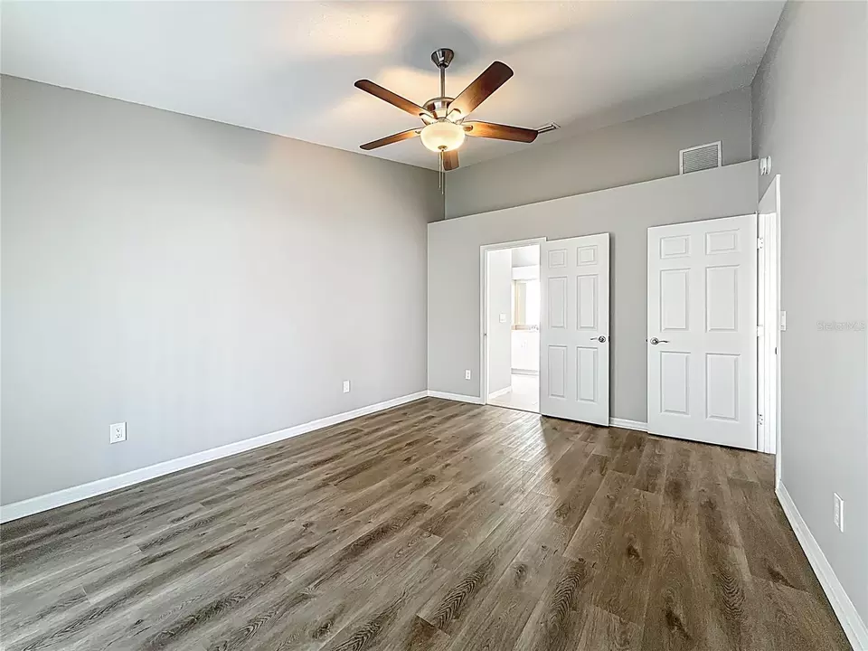 Bedroom - 11227 Thicket Ct, Tampa, FL 33624 photo 8 of 9