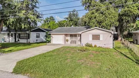 8710 N Pawnee Ave, Tampa, FL 33617