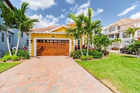 539 Treviso Dr, Apollo Beach, FL 33572