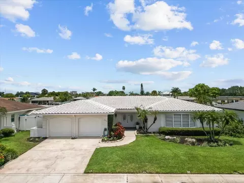 3932 Doral Dr, Tampa, FL 33634
