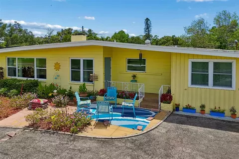 2110 Fairway Ave S, Saint Petersburg, FL 33712