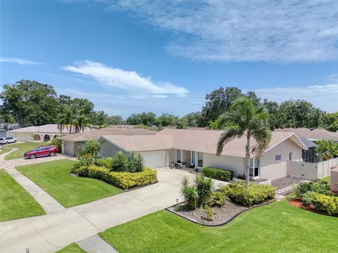2860 Cedar Run Ct, Clearwater, FL 33761