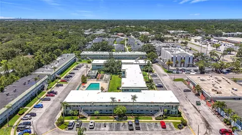 1433 S Belcher Rd #B11, Clearwater, FL 33764