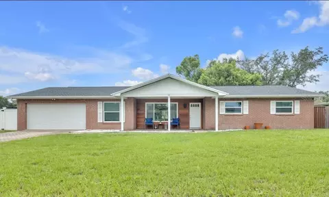 2106 Sherbrook Dr, Valrico, FL 33594