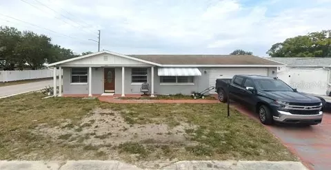 3243 Umber Rd, Holiday, FL 34691