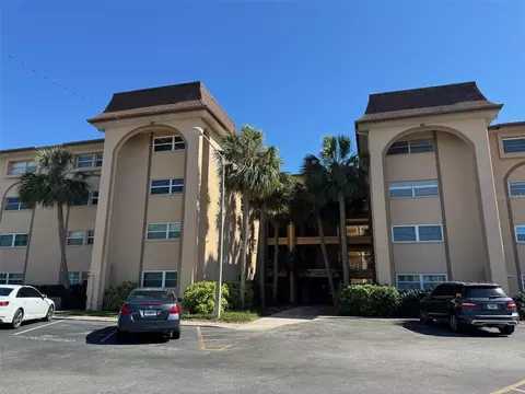 2525 W Bay Dr #A33, Largo, FL 33770