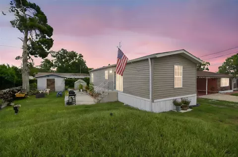 7217 N Emerald Ave, Tampa, FL 33614