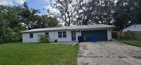 10918 N N Blvd, Tampa, FL 33612