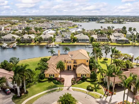 5403 Tybee Island Dr, Apollo Beach, FL 33572