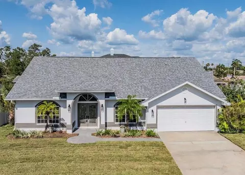 2127 Lagoon Dr, Dunedin, FL 34698