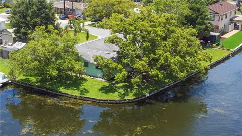33 Cypress Dr, Palm Harbor, FL 34684
