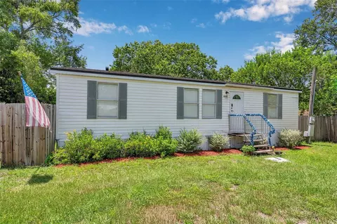 1222 Rowell St, Auburndale, FL 33823