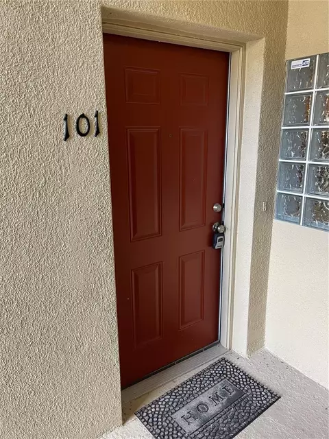 6022 Portsdale Pl #101, Riverview, FL 33578