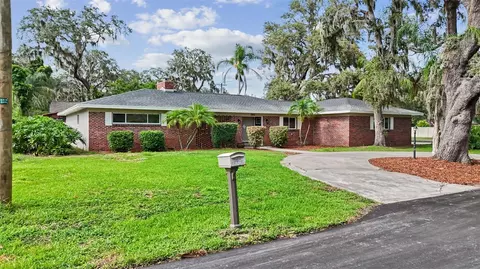 2022 Cricket Ln, Valrico, FL 33594