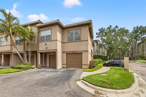664 Arbor Lake Ln, Tampa, FL 33602