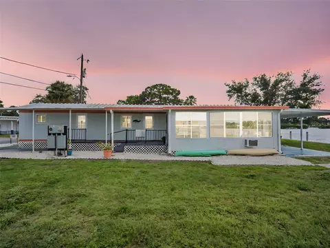 800 Chesapeake Dr #23, Tarpon Springs, FL 34689