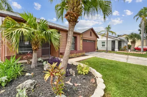 Exterior - 11304 Plumtree Ct, Riverview, FL 33579 photo 6 of 17