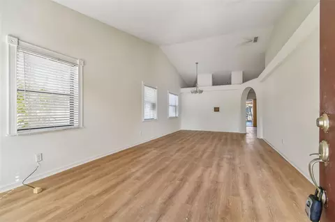 Living - 11304 Plumtree Ct, Riverview, FL 33579 photo 3 of 9