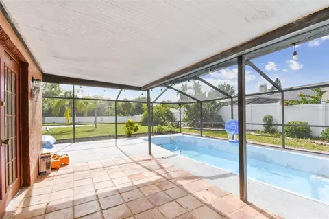 Exterior - 11304 Plumtree Ct, Riverview, FL 33579 photo 9 of 17
