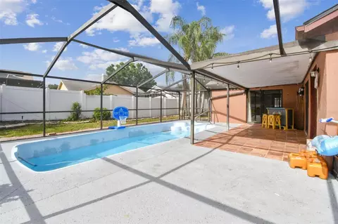 Exterior - 11304 Plumtree Ct, Riverview, FL 33579 photo 12 of 17