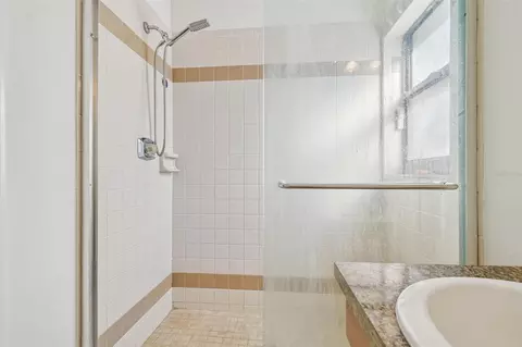 Bath - 11304 Plumtree Ct, Riverview, FL 33579 photo 3 of 6