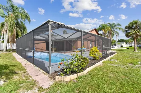 Exterior - 11304 Plumtree Ct, Riverview, FL 33579 photo 13 of 17