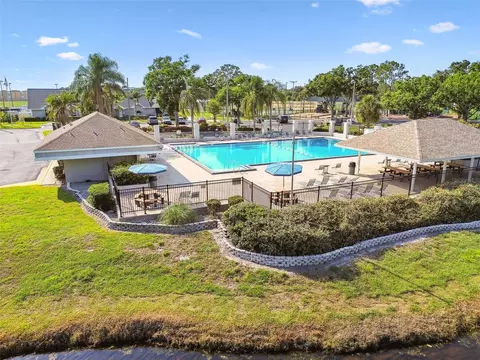 View/Area - 11304 Plumtree Ct, Riverview, FL 33579 photo 14 of 21