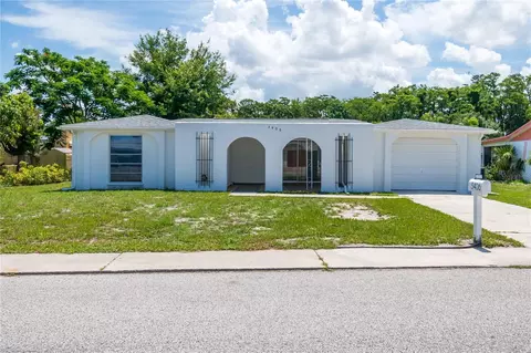 3406 Rock Royal Dr, Holiday, FL 34691