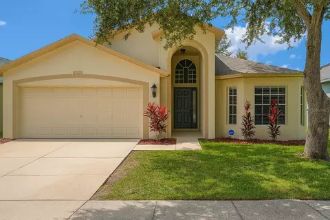 6921 Waterbrook Ct, Gibsonton, FL 33534
