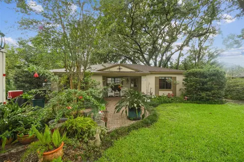 10708 N Waterhole Pl, Tampa, FL 33612