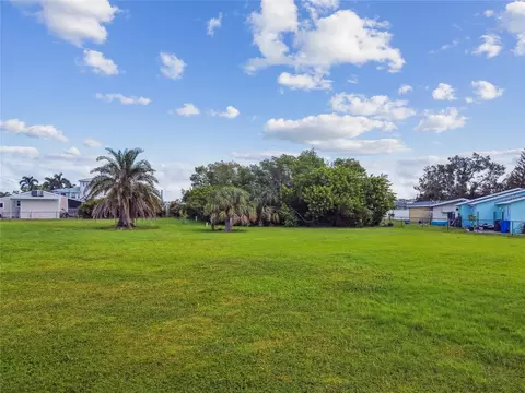 W Shell Point Road, Ruskin, FL 33570